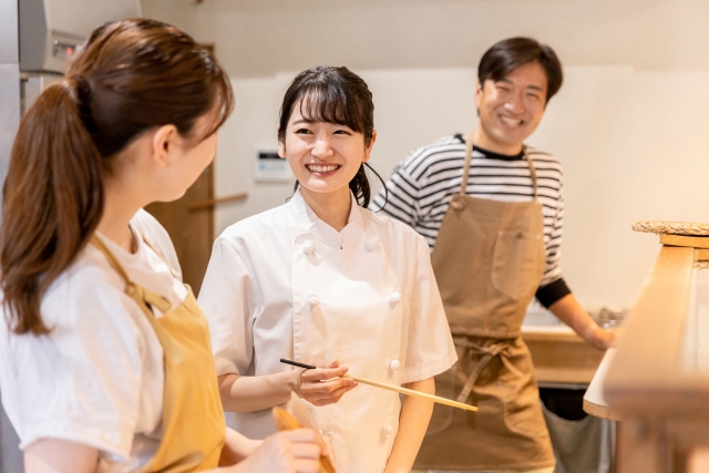 飲食店を多店舗展開するなら5店舗目までは現場の店舗運営を軸にする